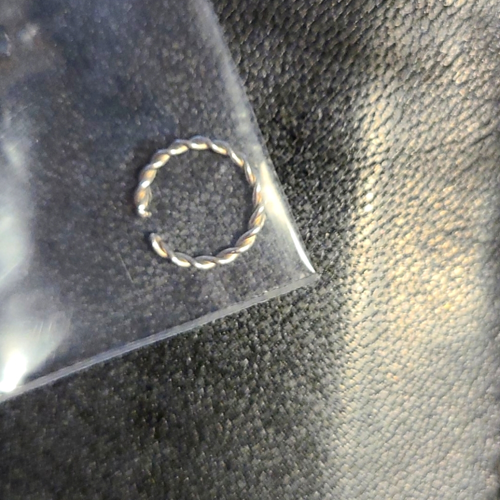 Hoop nose ring